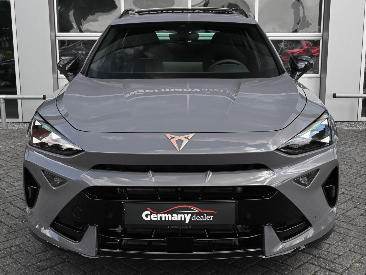 Cupra Formentor 1.5TSI eHybrid 272pk VZ Performance NIEUW! Pano 19-Inch Sennheiser Sfeerverl DCC Keyless ACC VOL!!!