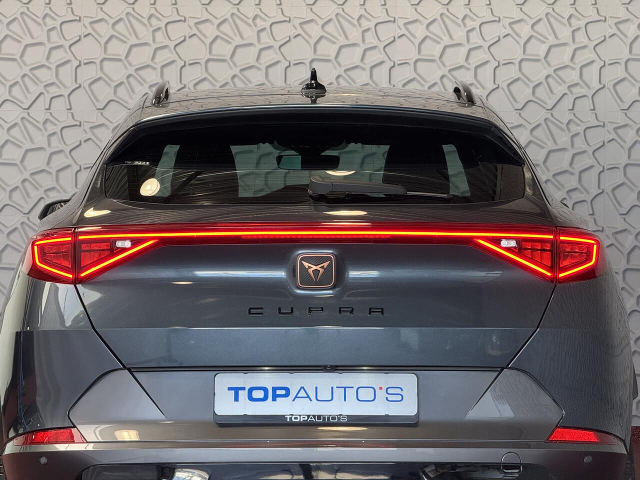 Cupra Formentor 1.5 TSI 150 PK LED CARPLAY NAVI CAMERA ADAP.CRUISE STOEL/STUUR VERW. 05/2024