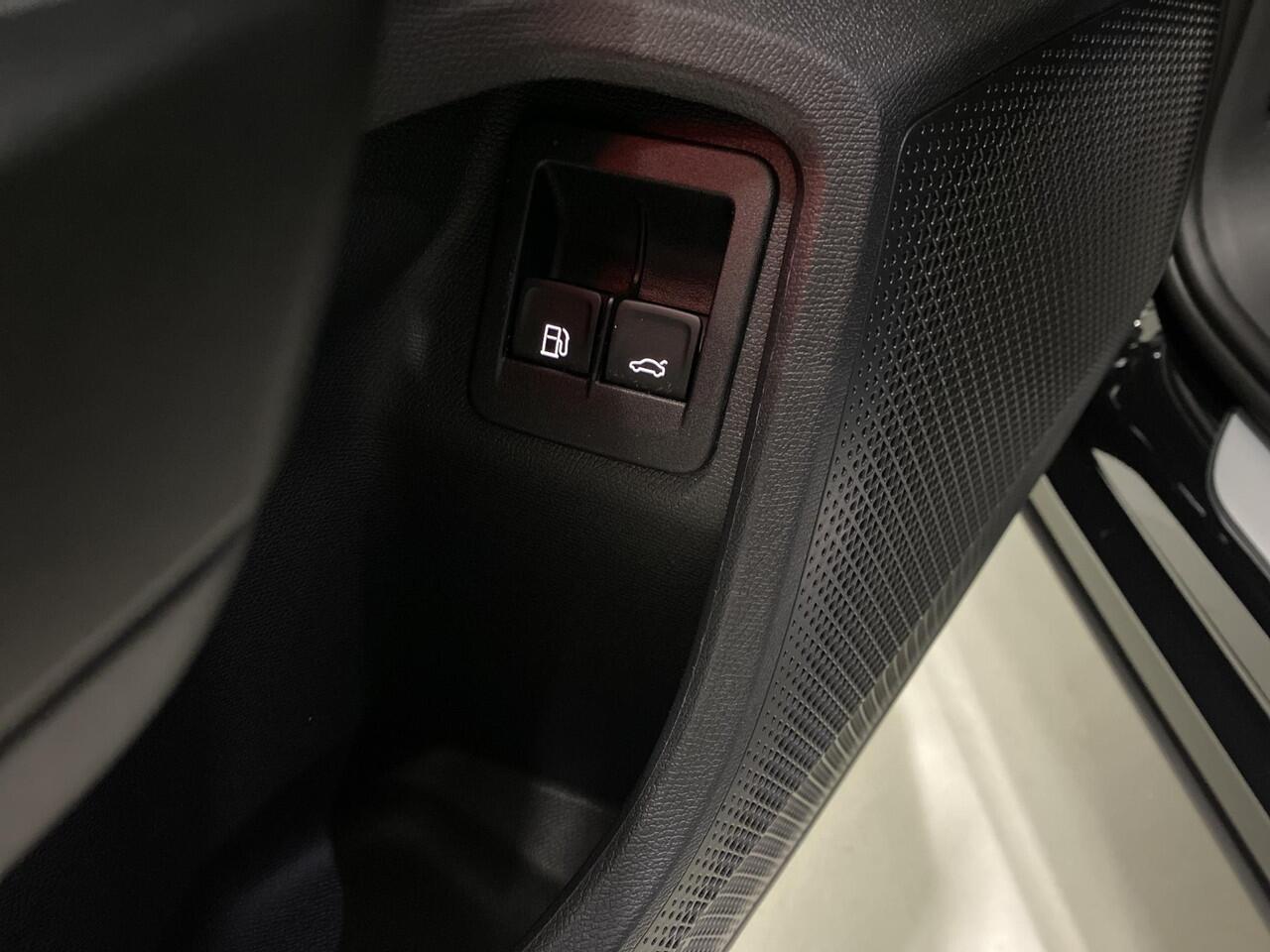 Cupra Formentor 1.4 TSI e-Hybrid VZ Performance Limited Schaalstoelen Elk. vertsel Memory Pano Vol leer Rondom Camera 19 Inch Trekhaak