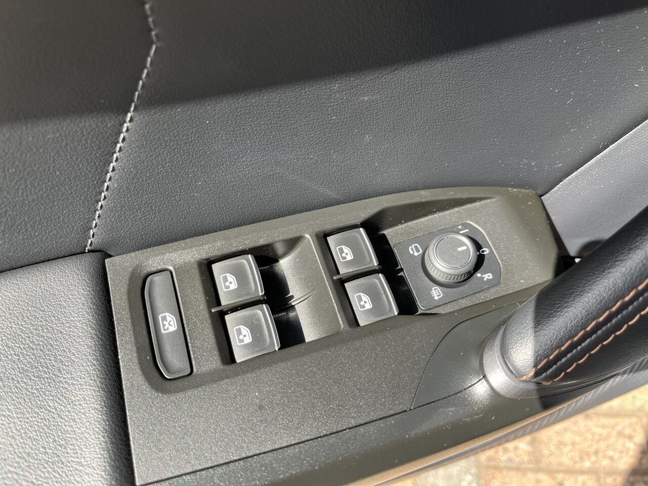 Cupra Formentor 1.4 e-Hybrid Performance / AUTOMAAT/ 18" LMV/ ADAPT. CRUISE/ KEYLESS/ DIGITAL DASH/ PARK. SENSOREN CAMERA/ RIJ-MODI/ STOEL-STUUR VERWARM./ NAVI/ MATRIX/ DAB/ CLIMA