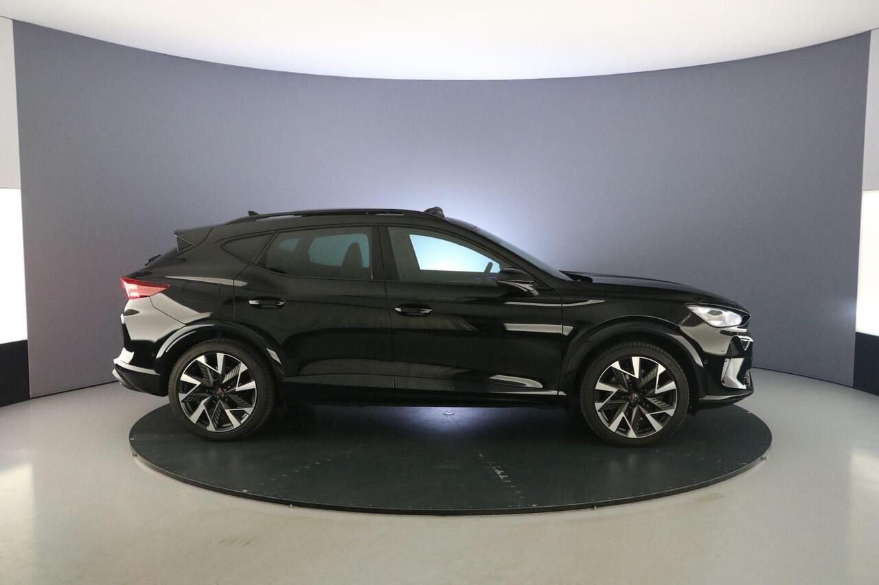 Cupra Formentor VZ Performance 1.5 TSI e-Hybrid 272pk DSG Automaat Panoramadak, Adaptive cruise control, Elektrische achterklep, Navigatie, 360 camera, Achteruitrijcamera