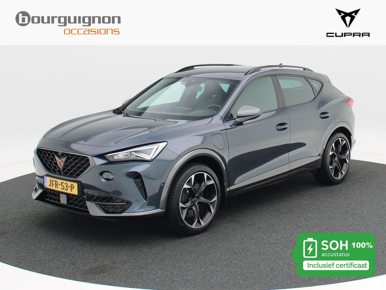 Cupra Formentor 1.4 e-Hybrid VZ 245 Pk Automaat Performance | Full LED | 19 Inch | 360 Camera | Navigatie | Winterpakket | Trekhaak | Copper Seats | 28.228 Km!!