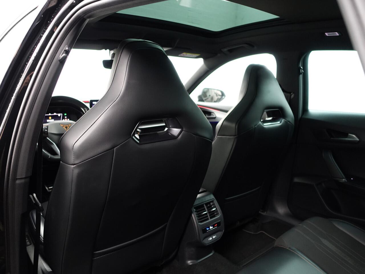 Cupra Formentor 1.4 e-Hybrid VZ Black Edition Aut- Panoramadak, Performance Interieur, Stuur/Stoelverwarming, Memory Seats, Dynamic Select+