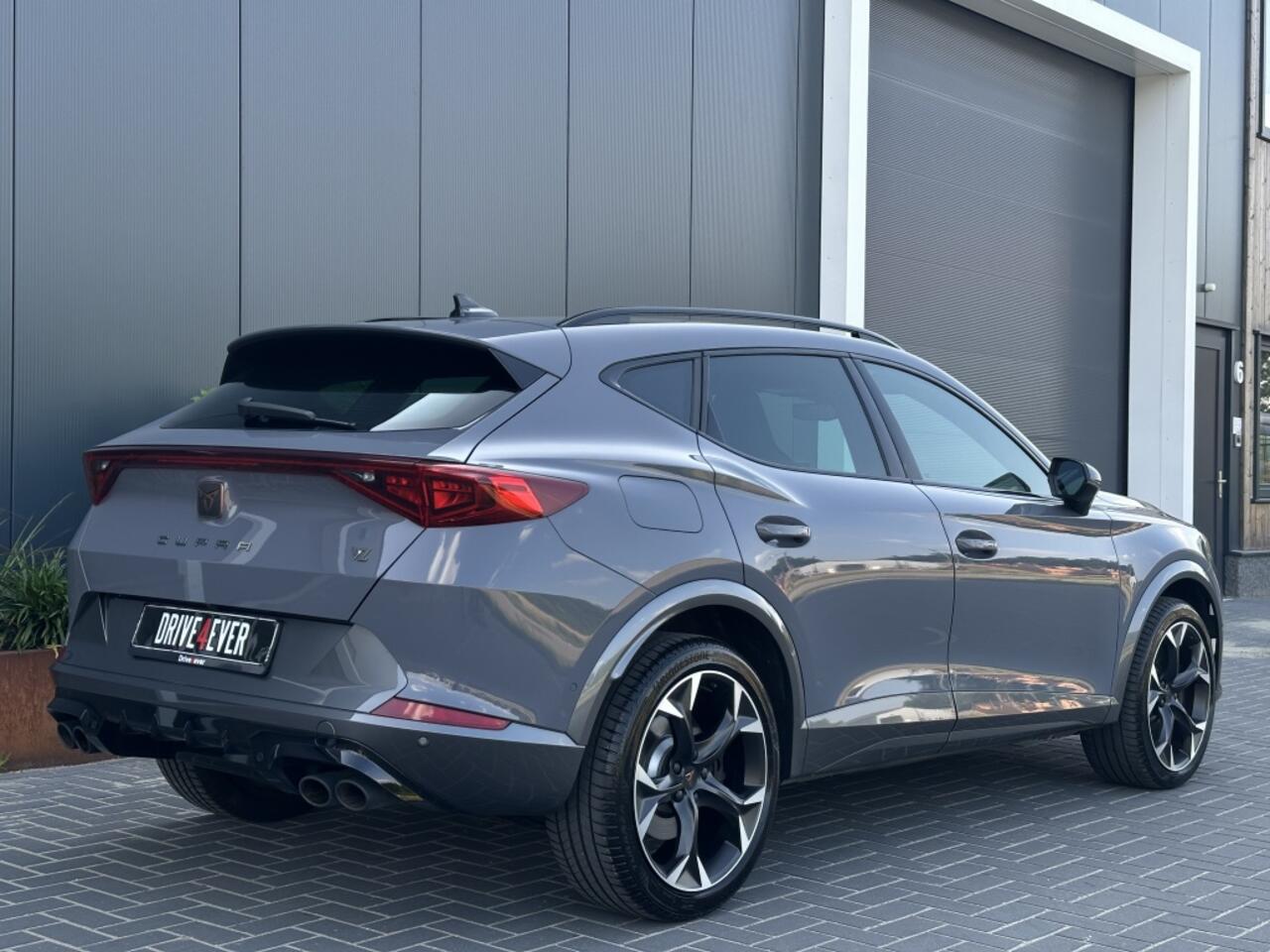 Cupra Formentor 2.0 TSI VZ 4DRIVE 310pk NIEUWSTAAT ACC ECC CAMERA SFEER NAVI PDC