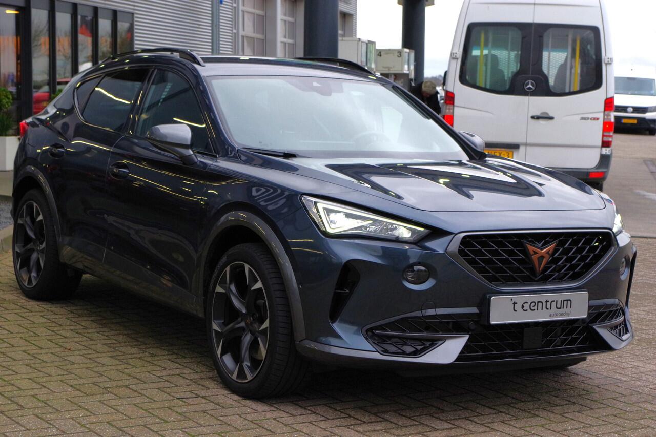 Cupra Formentor 1.4 e-Hybrid 245 PK VZ Performance PHEV, Camera, Kuipstoelen, Adap. Cruise Control