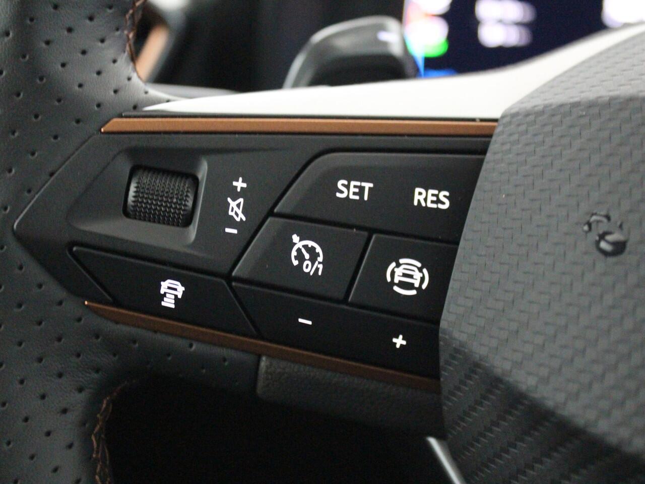 Cupra Formentor 1.4 e-Hybrid Business | ACC | Clima | Navi |* 27 t/m 31 dec eindejaarsshow!!