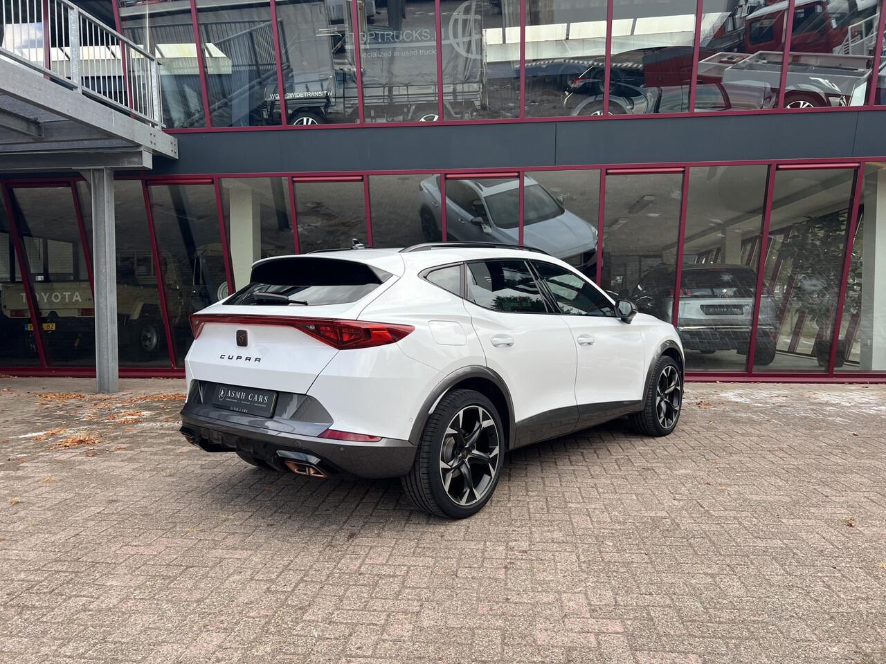 Cupra Formentor 1.4 e-Hybrid Business | Pano | Schaalstoelen | Memory |