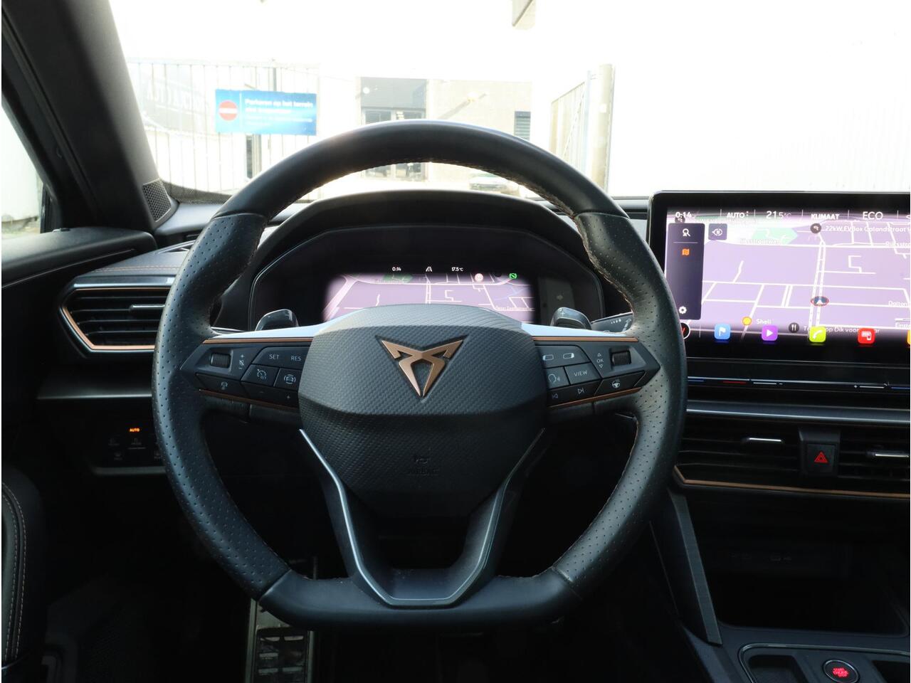 Cupra Formentor 1.4 e-Hybrid 245PK | Panodak | Keyless Go & Entry | Achteruitrijcamera | Elektrische kofferklep | DCC | 19"Inch |