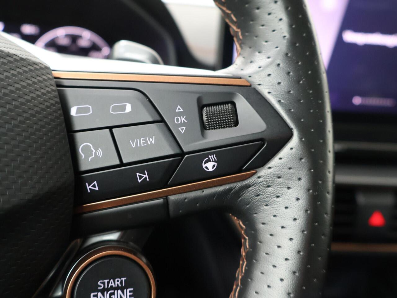 Cupra Formentor 1.4 e-Hybrid VZ Performance | 245 PK | SoH 94% | Panoramadak | Stoelverwarming | Elek. achterklep |