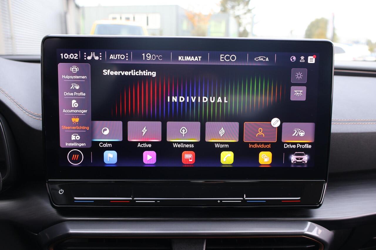 Cupra Formentor 1.4 VZ Black Edition 1e Eigenaar | Dealer Onderh | BTW | Trekhaak | 360'Cam | Cupra Knop | Sfeer | 2 Laadkabels | Memory | Elek Stoel+Klep | Carplay | Full Led | Navi | PDC | Ad Cruise