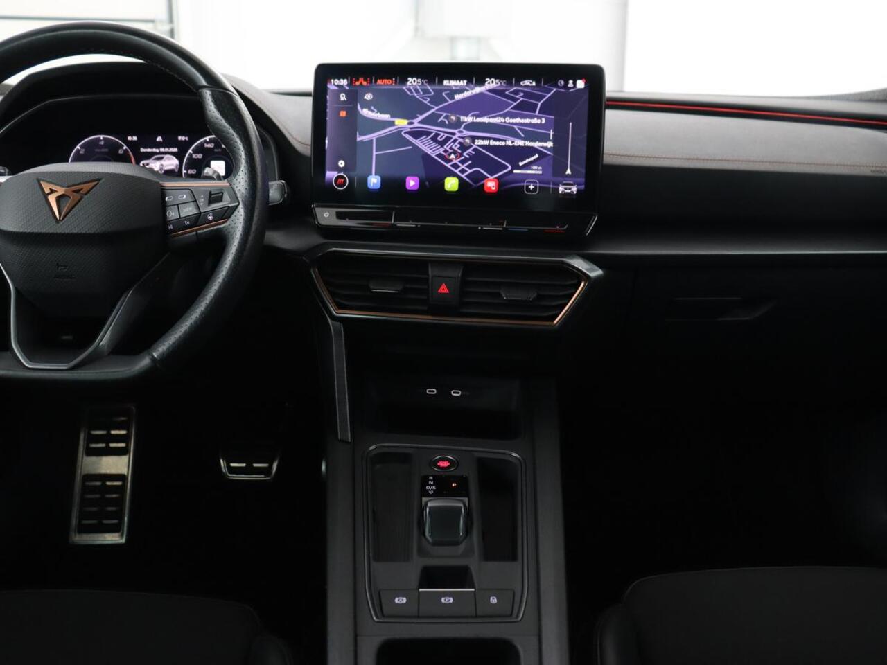 Cupra Formentor 1.4 eHybrid VZ | 245pk | Stoelverwarming | Adaptive cruise | Memory | Camera | Navigatie | Sfeerverlichting | Keyless | Full LED | Sportstoelen | PHEV | Plug In