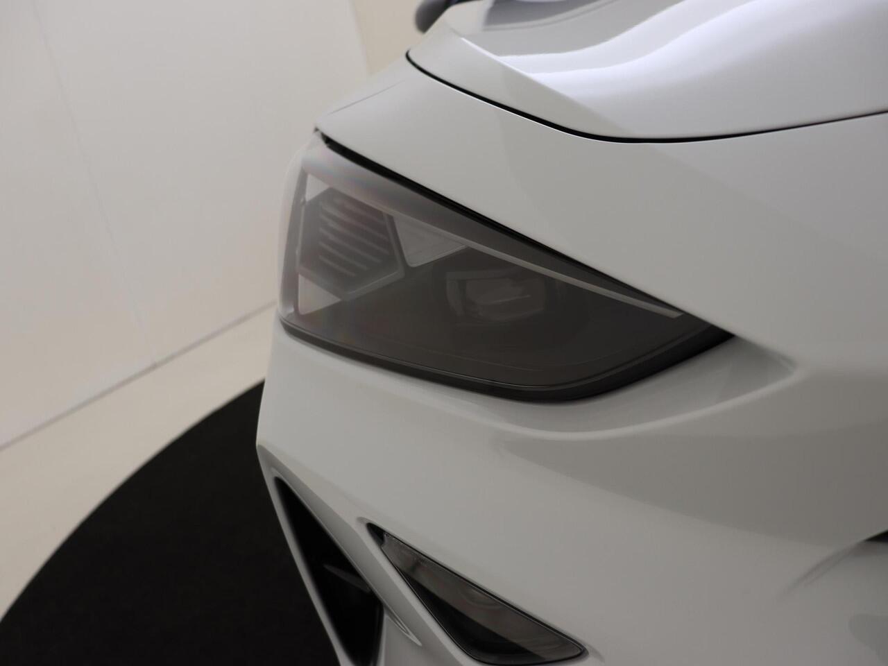 Cupra Formentor 1.5 TSI e-Hybrid Business | Panoramadak | Cupra mode | 360 Camera | Dodehoek detectie | Parkeerassistent | Keyless | Stoel- en stuurverwarming |