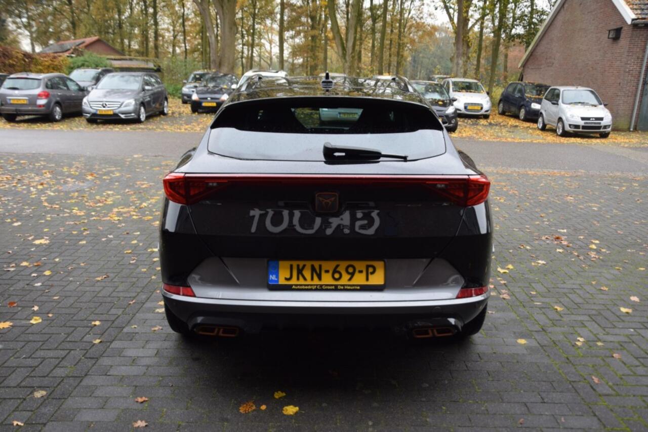 Cupra Formentor 1.4 E-HYBRID 225PK! VZ COPPER EDITION!