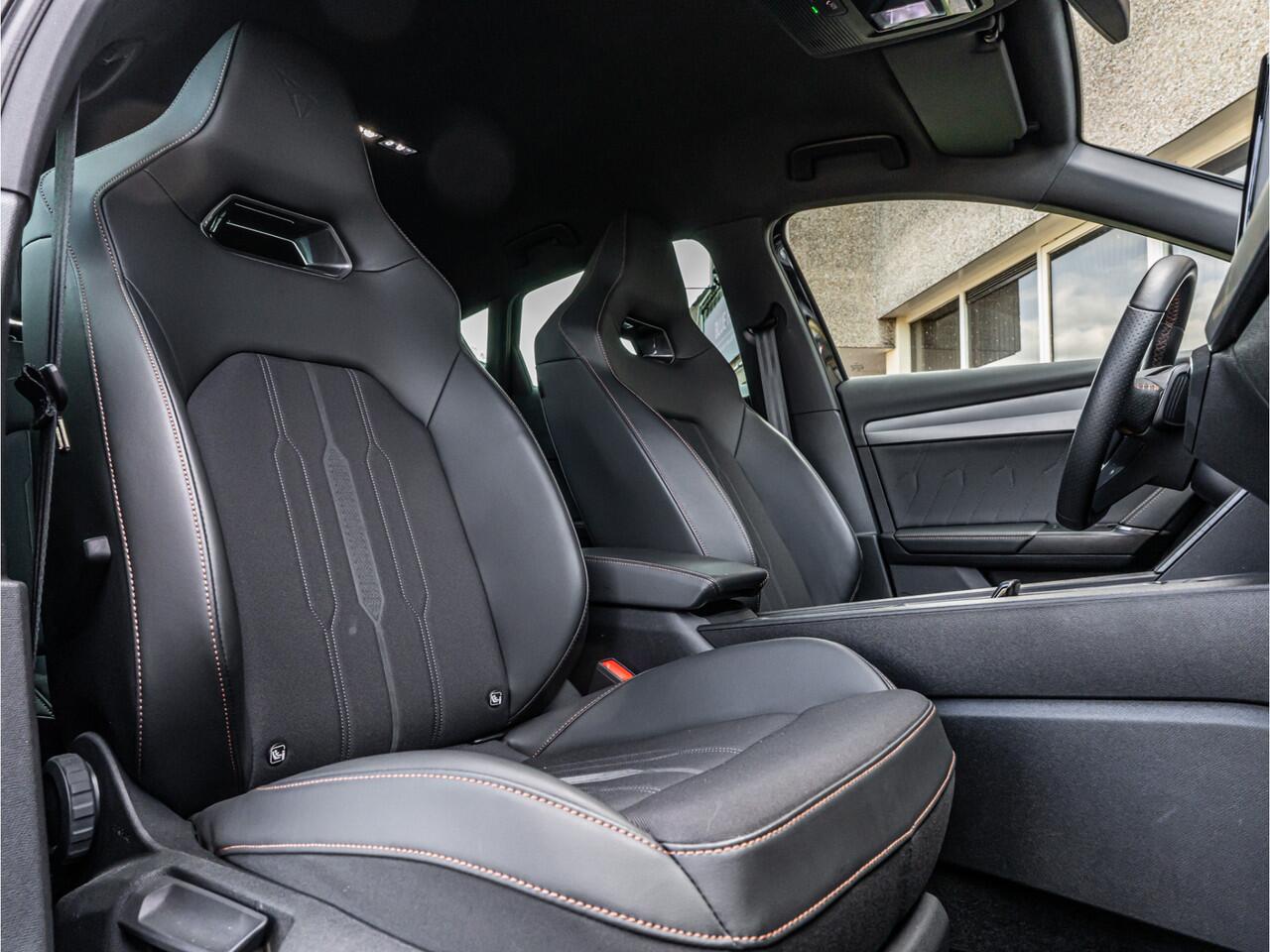 Cupra Formentor 1.4 e-Hybrid VZ Performance SCHAALSTOELEN CAMERA 19 INCH BLACK OPTIC