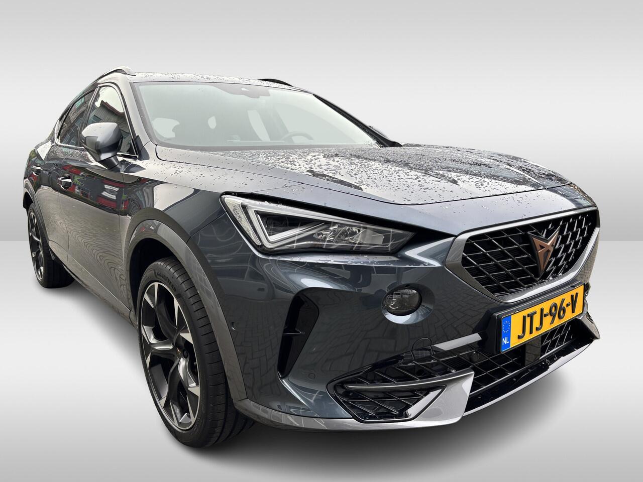 Cupra Formentor 1.4 e-Hybrid 245pk Performance Supersport DSG Automaat Panoramadak / Camera / Supersport / Virtual Cockpit / Navigatie / Full LED