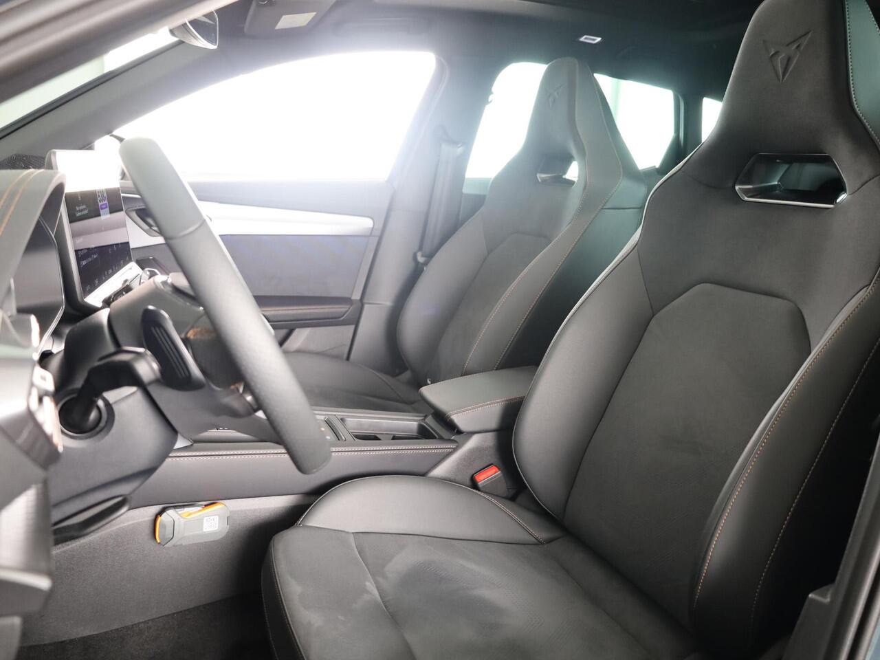 Cupra Formentor 1.5 TSI e-Hybrid VZ Performance 272pk| Panoramadak | Matrix verlichting | 19 inch lichtmetalen velgen