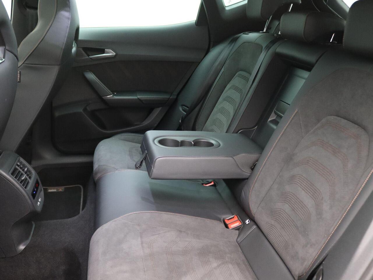 Cupra Formentor 1.4 e-Hybrid VZ Tribe Edition 245PK DSG Panoramadak, Elektrische memory stoel, Trekhaak, Beatsaudio, Stoel-stuurverwarming, Full LED, Adaptieve Cruise Control, 360gr. Camera, Side Assist, Keyless, 19" LM Velgen