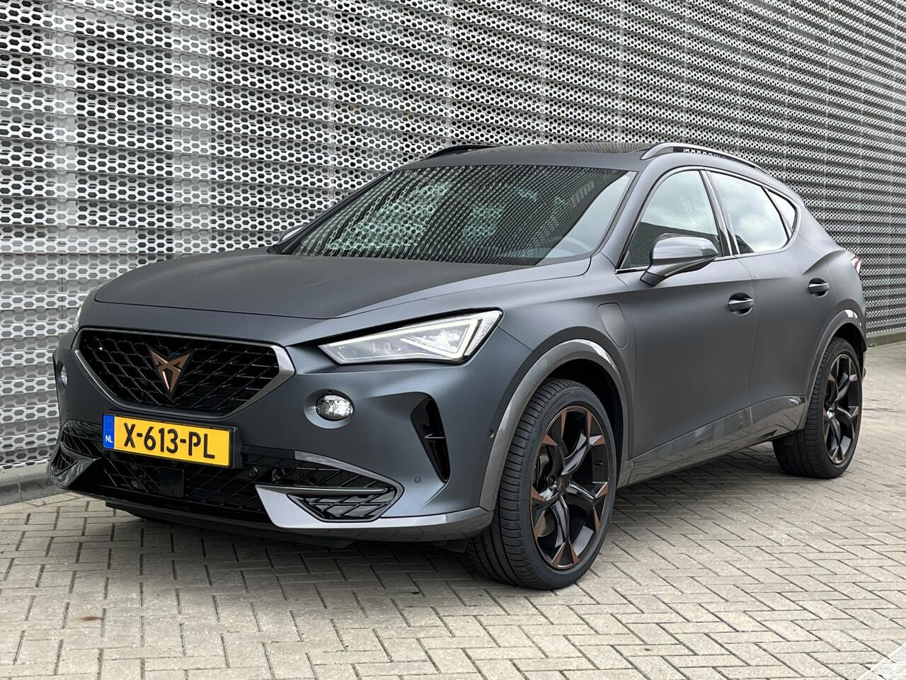 Cupra Formentor 1.4 e-Hybrid VZ Copper Edition / Pano / Navigatie / App connect / Leder / Stoelverwarming / Camera / Fabrieksgarantie 2028 /