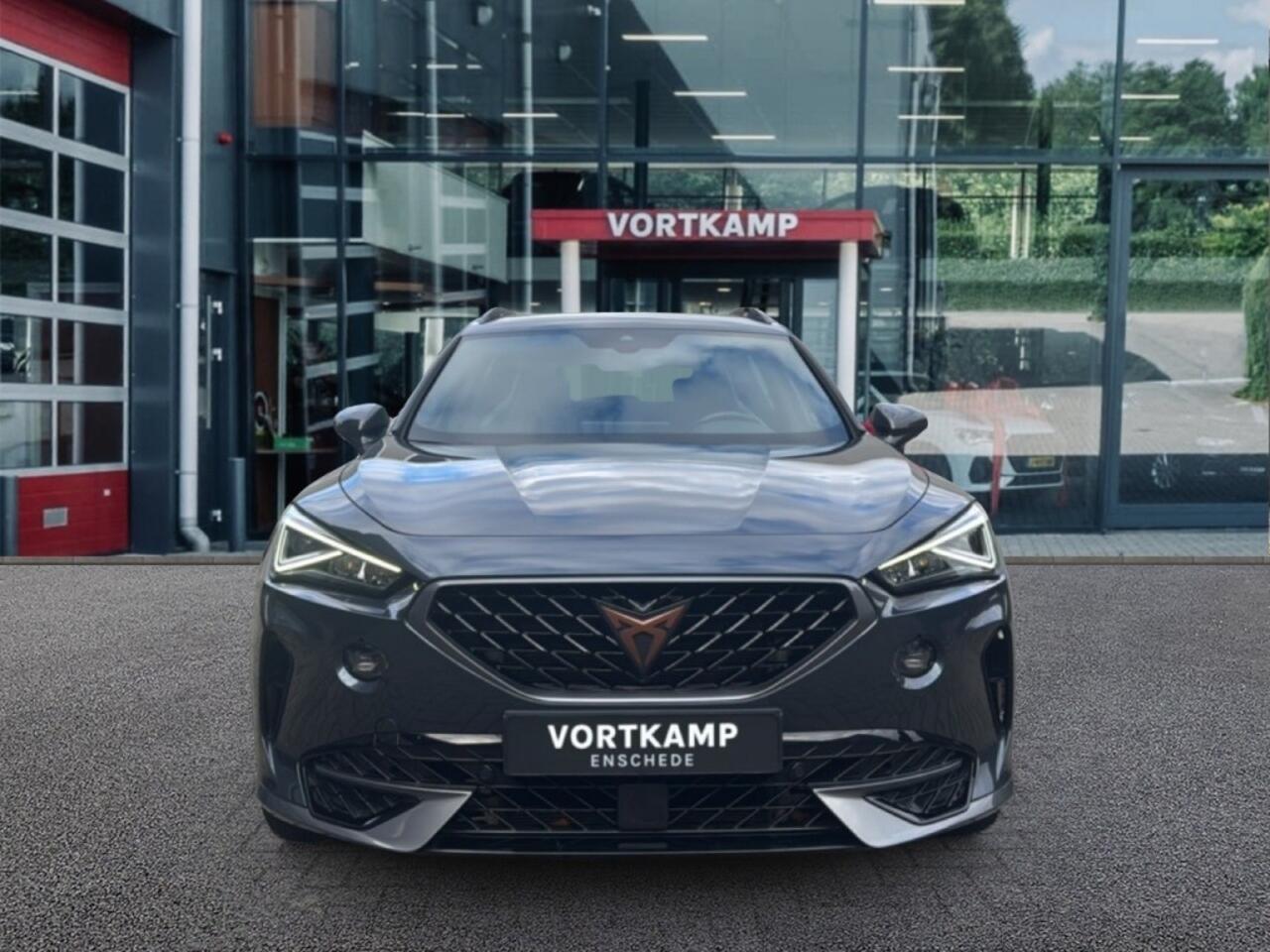 Cupra Formentor 1.4 TSI VZ COPPER EDITION ACC/TREKHAAK/CAMERA/NAVI/CARPLAY/LEDER/STOEL-STUURVERW.