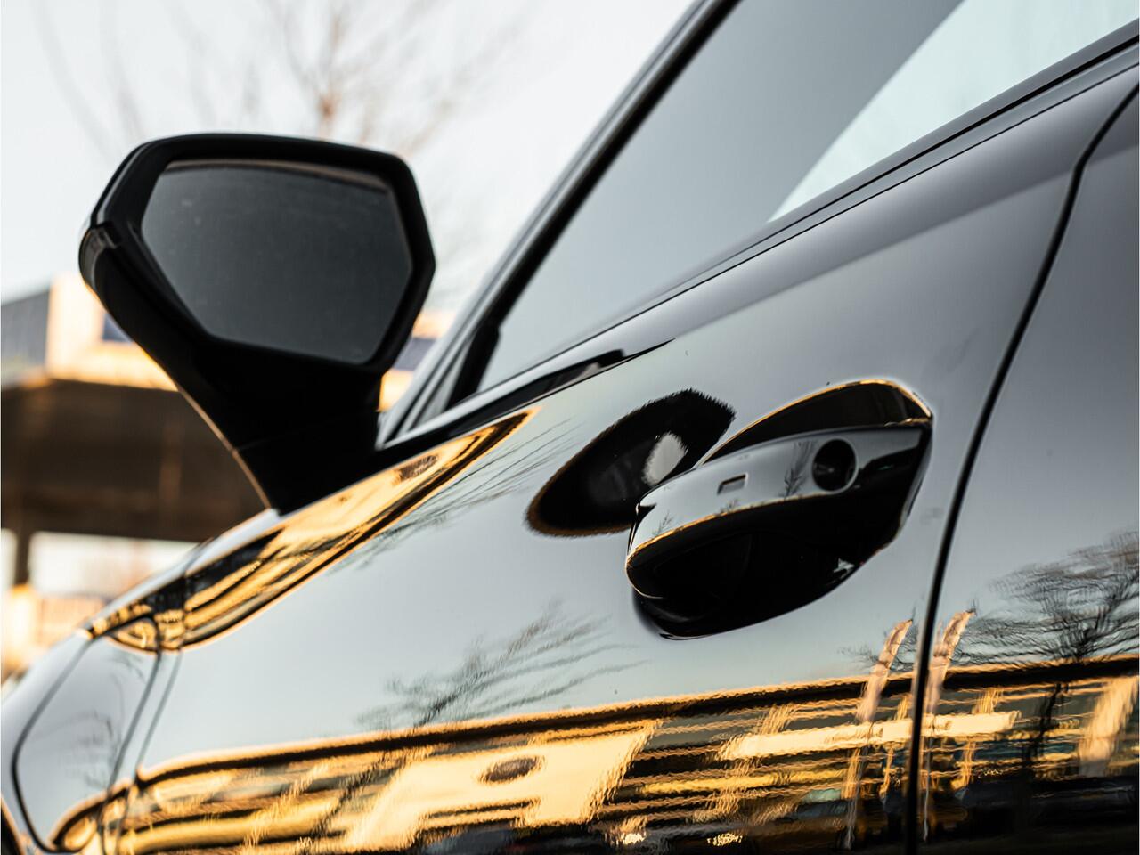 Cupra Formentor 1.5 TSI e-Hybrid Business SPORTSTUUR CAMERA 18 INCH BLACK OPTIC