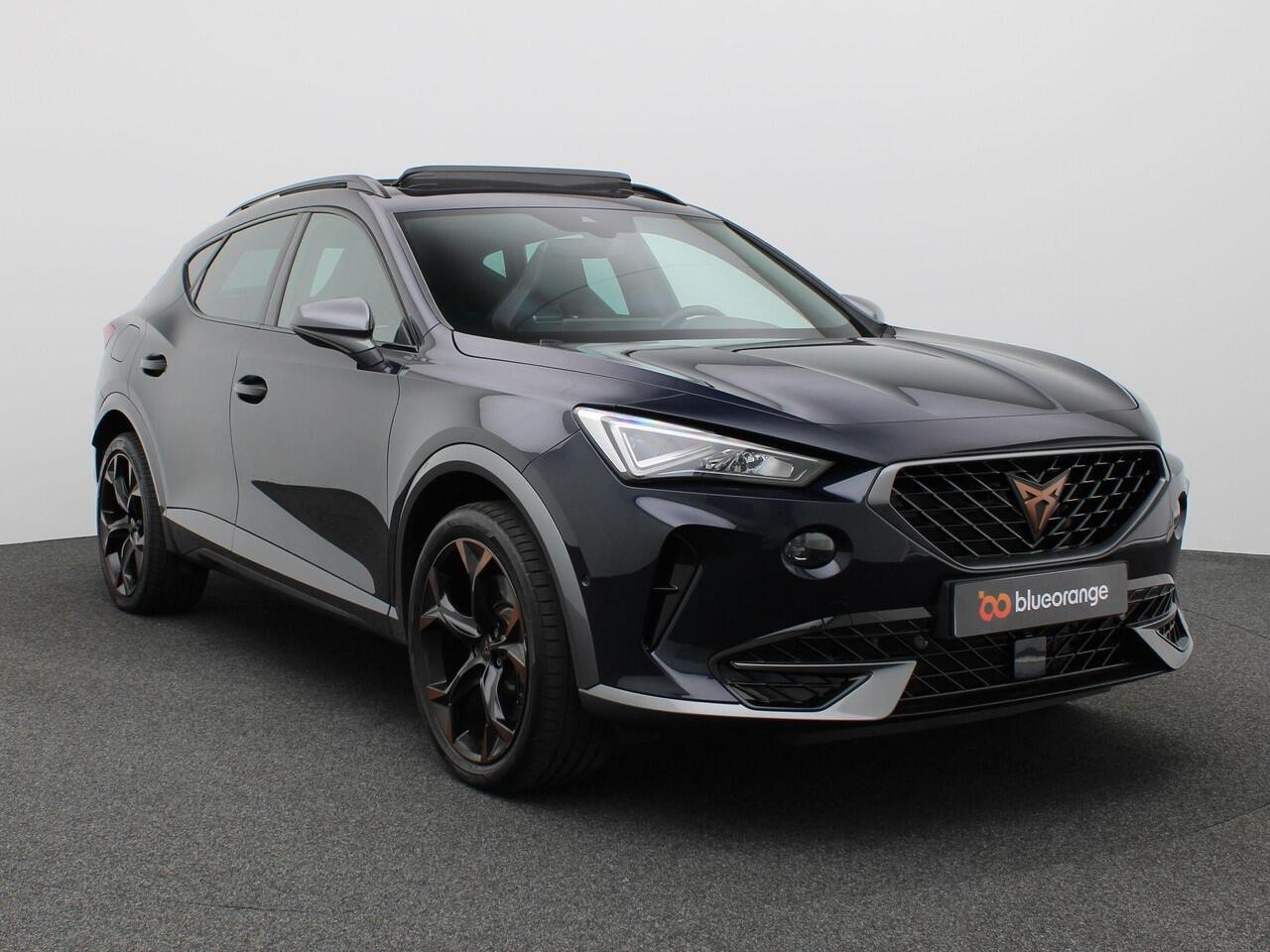 Cupra Formentor 1.4 e-Hybrid VZ Performance 245PK DSG Trekhaak, elektr. achterklep, Achteruitrijcamera, Keyless, Side Assist, Stoel-Stuurverwarming, Panoramadak, 19" LM Velgen