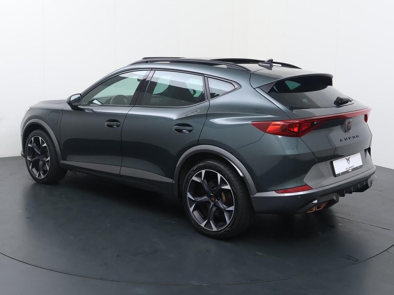 Cupra Formentor 1.4 e-Hybrid VZ Performance | 245 PK | SoH 94% | Panoramadak | Stoelverwarming | Elek. achterklep |