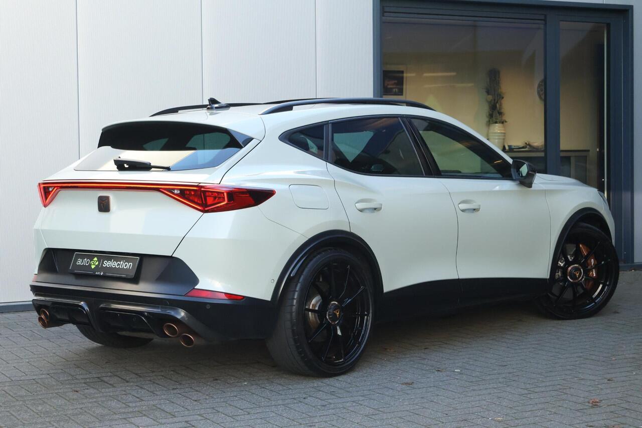 Cupra Formentor VZ5 2.5 TSI Taiga Grey 625/999 / Carbon / Beats / Panorama