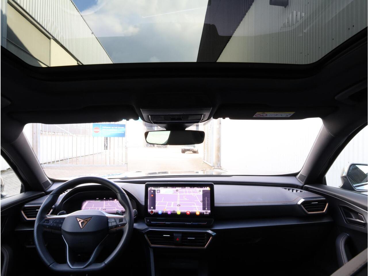 Cupra Formentor 1.4 e-Hybrid 245PK | Panodak | Keyless Go & Entry | Achteruitrijcamera | Elektrische kofferklep | DCC | 19"Inch |