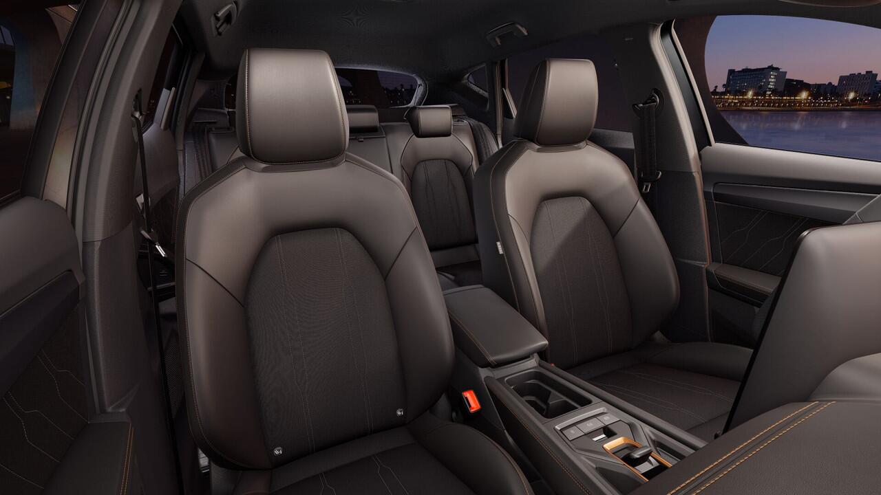 Cupra Formentor 1.5 TSI e-Hybrid 204 6DSG Essential | Digitaal instrumentenpaneel (Virtual Cockpit) | Draadloze Apple CarPlay(TM), Android Auto(TM) | Elektronisch Sperdifferentieel (XDS)