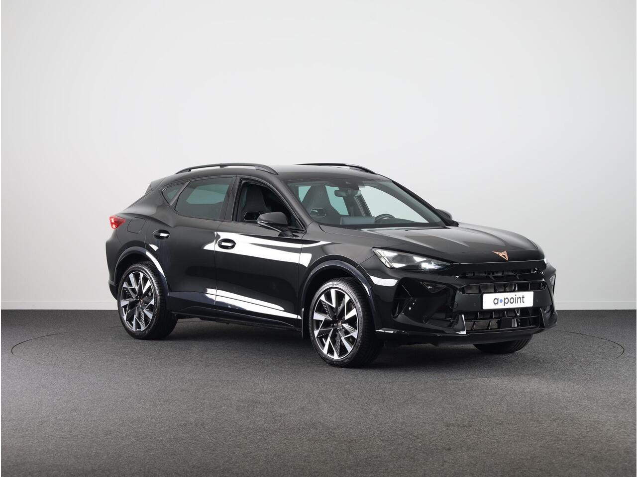 Cupra Formentor 1.5 TSI e-Hybrid VZ Performance 272 pk Automaat (DSG) | Verlengde garantie | Navigatie | Trekhaak (wegklapbaar) | Parkeersensoren | Achteruitrijcamera | Autom. airco (3 zones) |