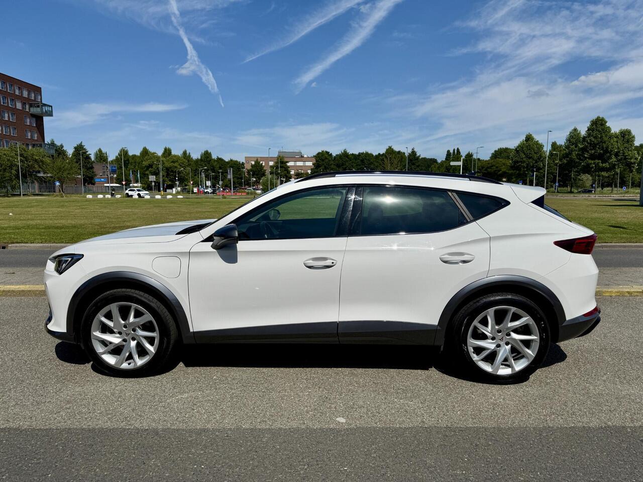 Cupra Formentor 1.4 e-Hybrid Carplay / 19 '' LMV / Virtual Cockpit / LED