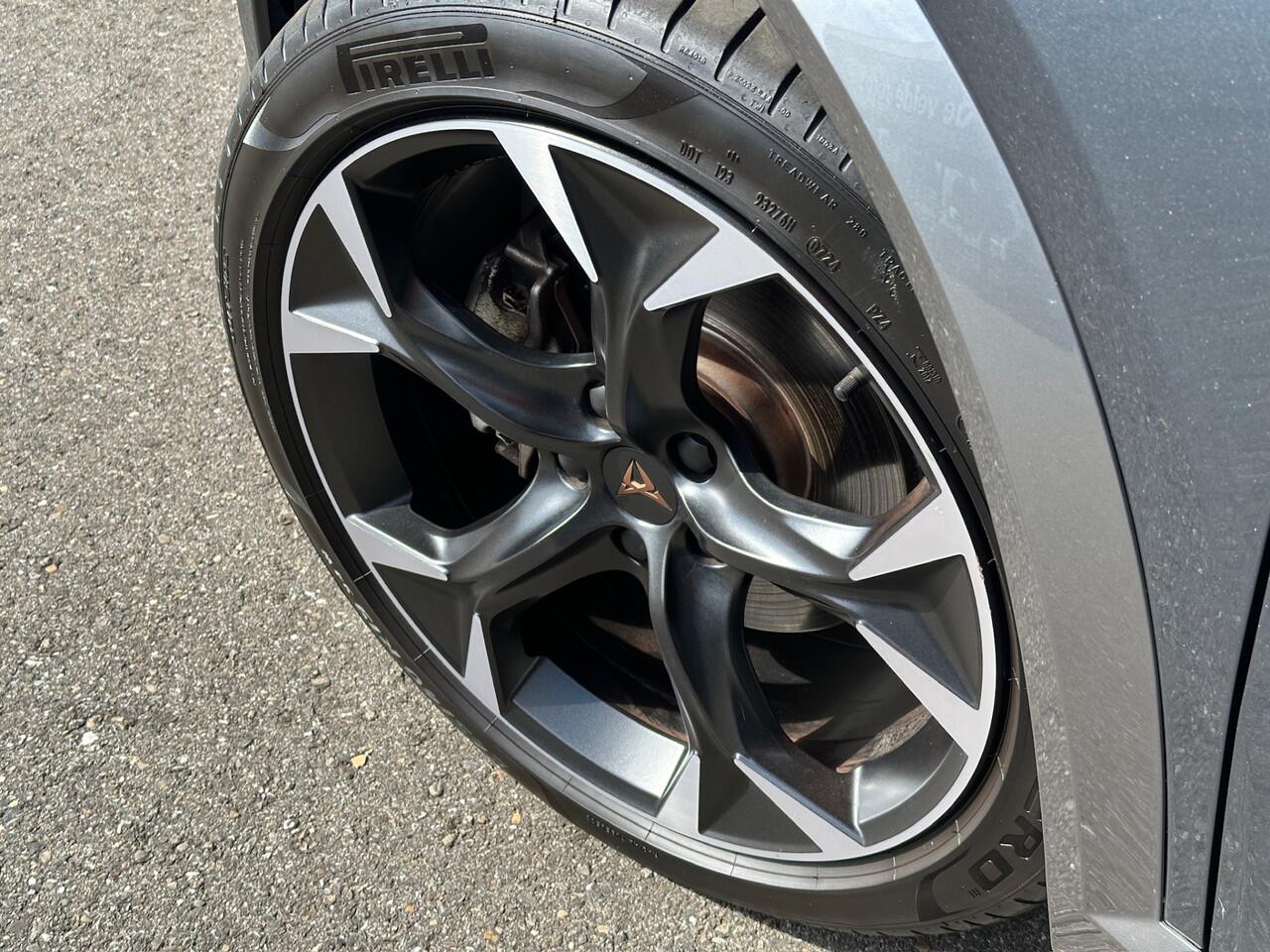 Cupra Formentor 1.5 TSI 150pk DSG | Adapt. Cruise | Carplay | Camera | Dode hoek | Rijklaar incl. garantie