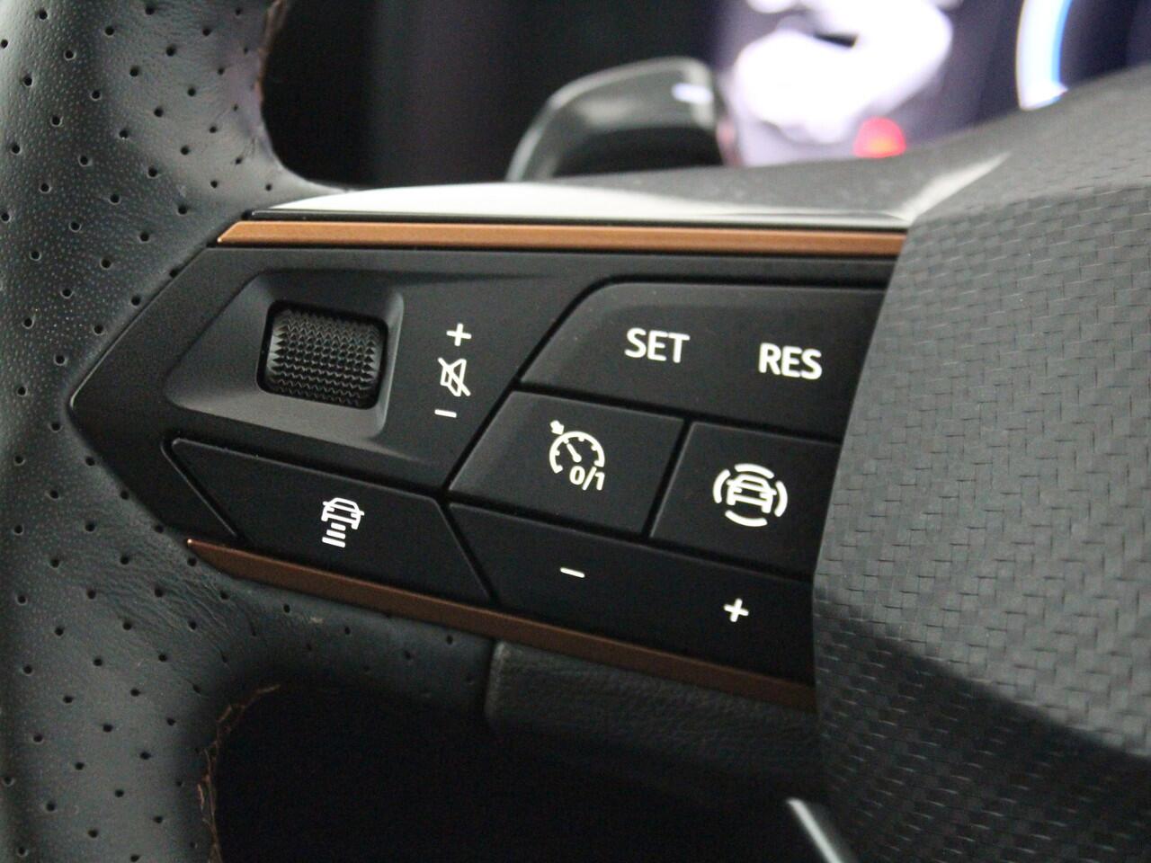 Cupra Formentor 1.4 e-Hybrid Business | ACC | Clima | Navi |* 27 t/m 31 dec eindejaarsshow!!