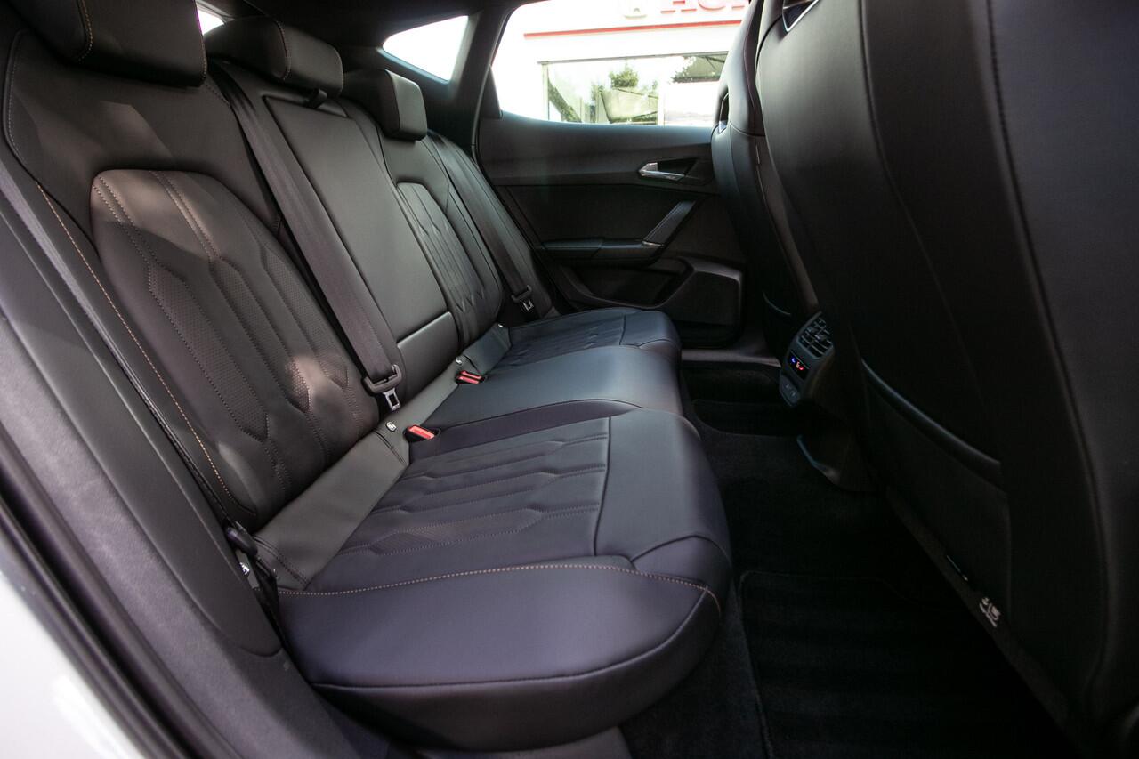 Cupra Formentor 1.4 e-Hybrid VZ Copper Edition Schuifdak | Leder int. | Andr. auto/Carplay