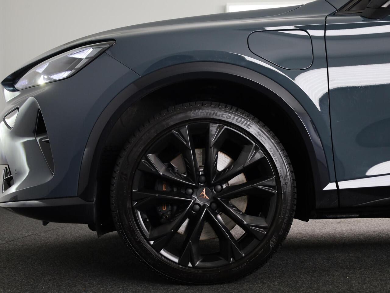 Cupra Formentor 1.5 TSI e-Hybrid VZ Performance 272pk| Panoramadak | Matrix verlichting | 19 inch lichtmetalen velgen