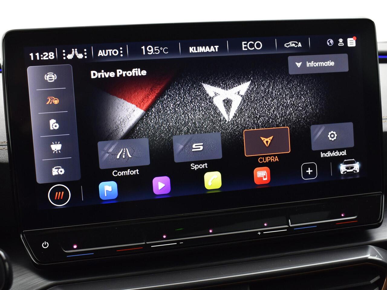 Cupra Formentor 1.4 245pk DSG e-Hybrid VZ Performance · Camera · Panoramadak · Keyless · Elek. Trekhaak · Elek. Achterklep · Apple/Android Car Play · Navigatie · 19'' Inch ·