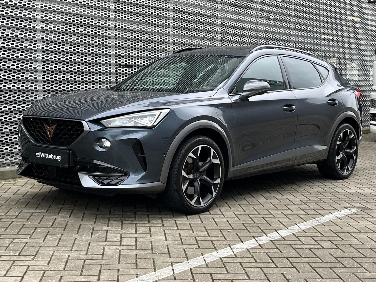 Cupra Formentor 1.4 e-Hybrid 245PK VZ Black Edition / Panoramadak / Lederen Bekleding / Memory Seat / Zwenkbare Trekhaak / 360 Camera / Elektrische Achterklep **