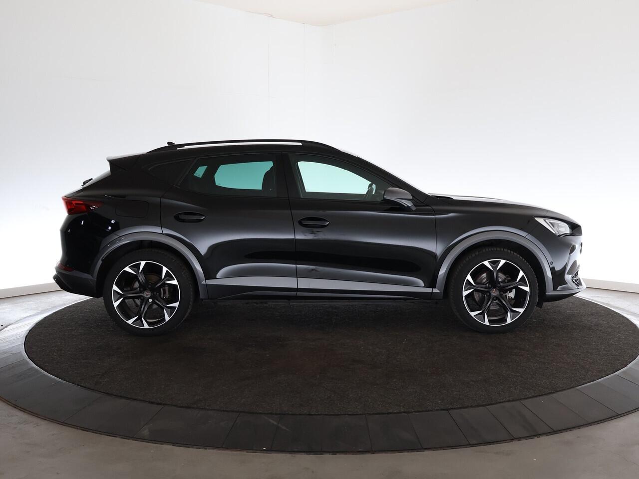 Cupra Formentor 1.4 e-Hybrid Business | ACC | Clima | Navi |* 27 t/m 31 dec eindejaarsshow!!