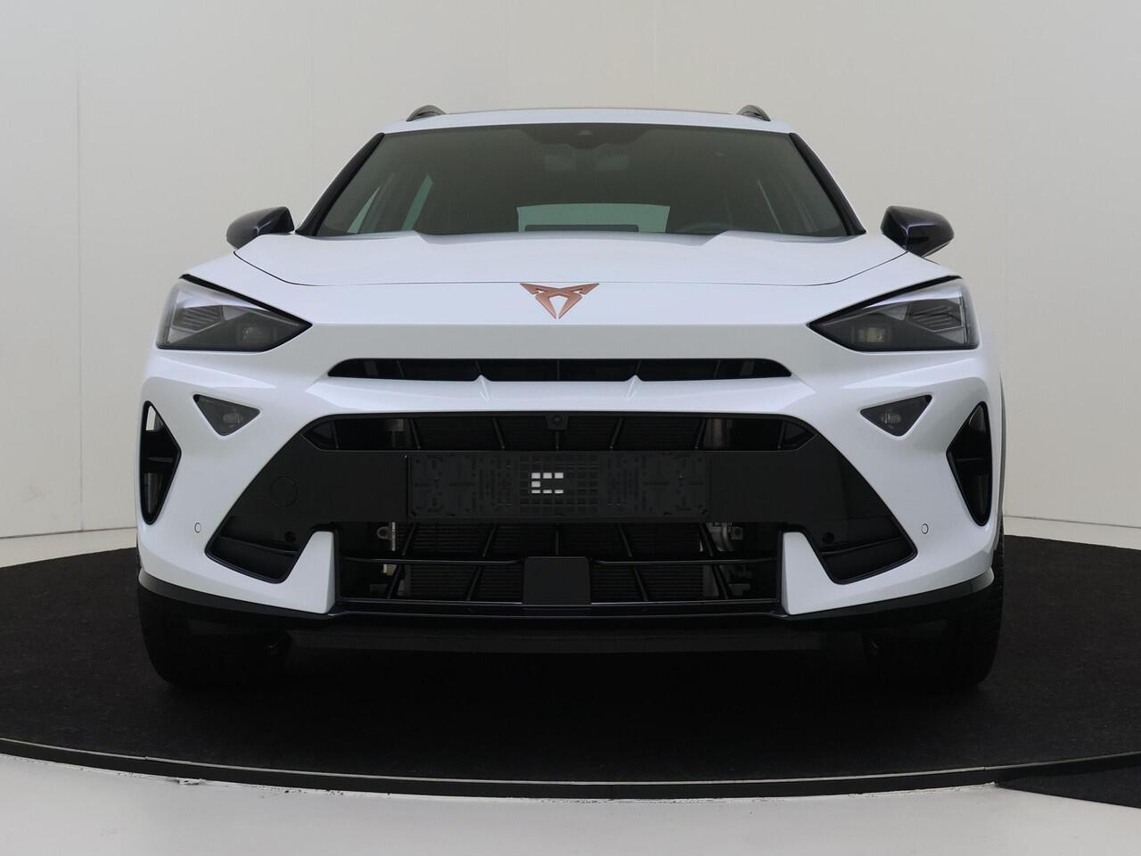 Cupra Formentor 1.5 TSI e-Hybrid Business | Panoramadak | Cupra mode | 360 Camera | Dodehoek detectie | Parkeerassistent | Keyless | Stoel- en stuurverwarming |