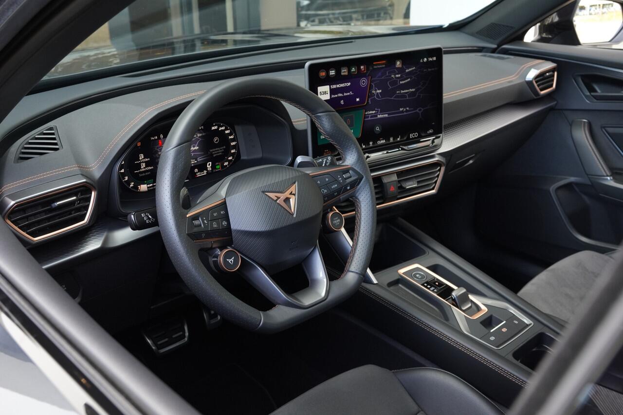 Cupra Formentor 1.5TSI/272pk e-Hybrid VZ Performance|2024|PDC+Camera|Cruise+ACC|Sennheiser|Trekhaak|sportstoelen+Memory|Carplay/AndroidAuto|Matrix-LED|19"LMV