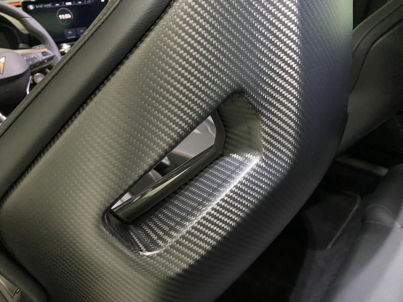 Cupra Formentor 1.4 TSI e-Hybrid VZ Performance Limited Schaalstoelen Elk. vertsel Memory Pano Vol leer Rondom Camera 19 Inch Trekhaak