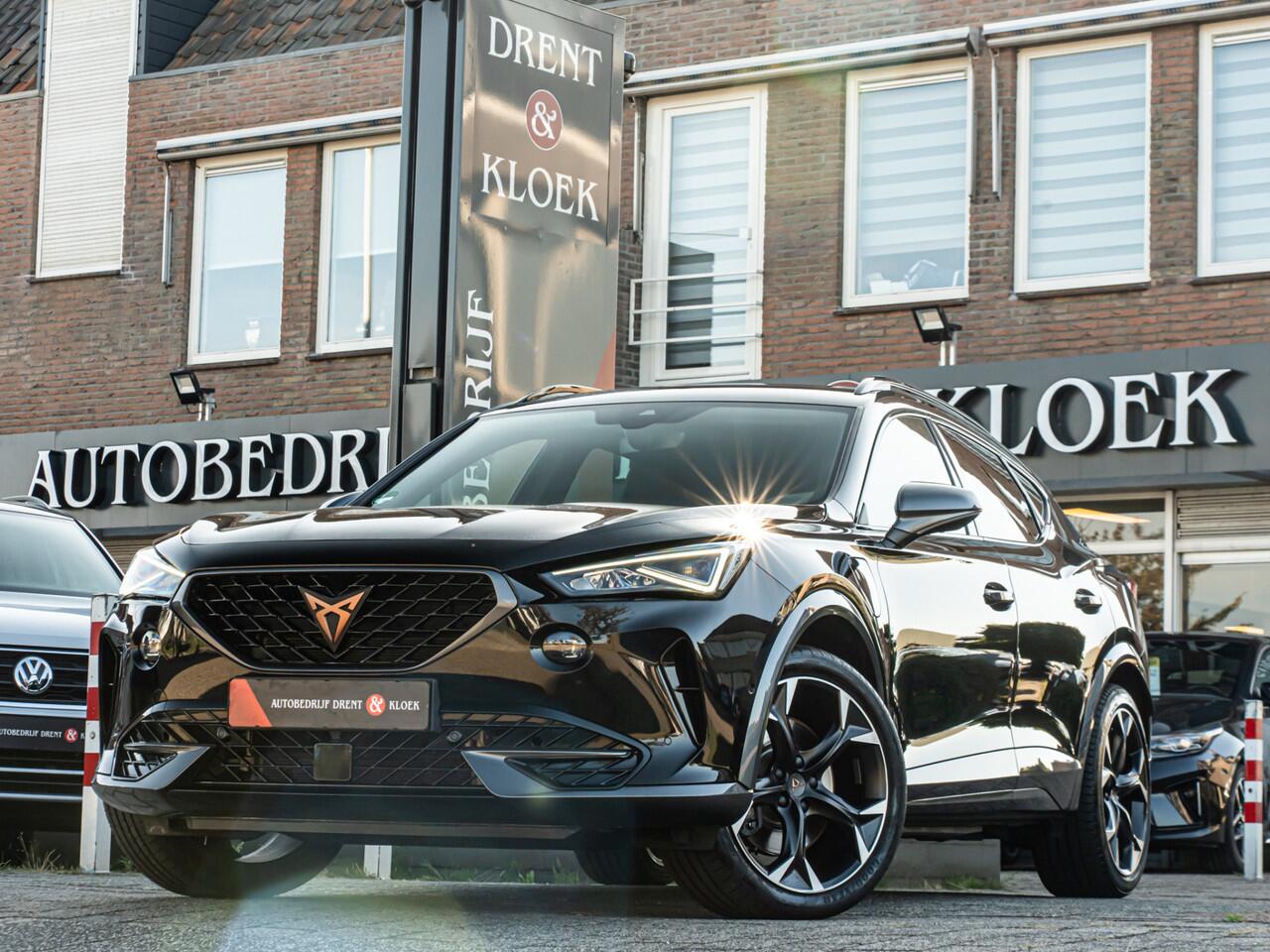 Cupra Formentor 1.4 e-Hybrid VZ Performance 245 PK ELEK TREKHAAK!! SCHAALSTOELEN CAMERA 19 INCH BLACK OPTIC STOELVERW