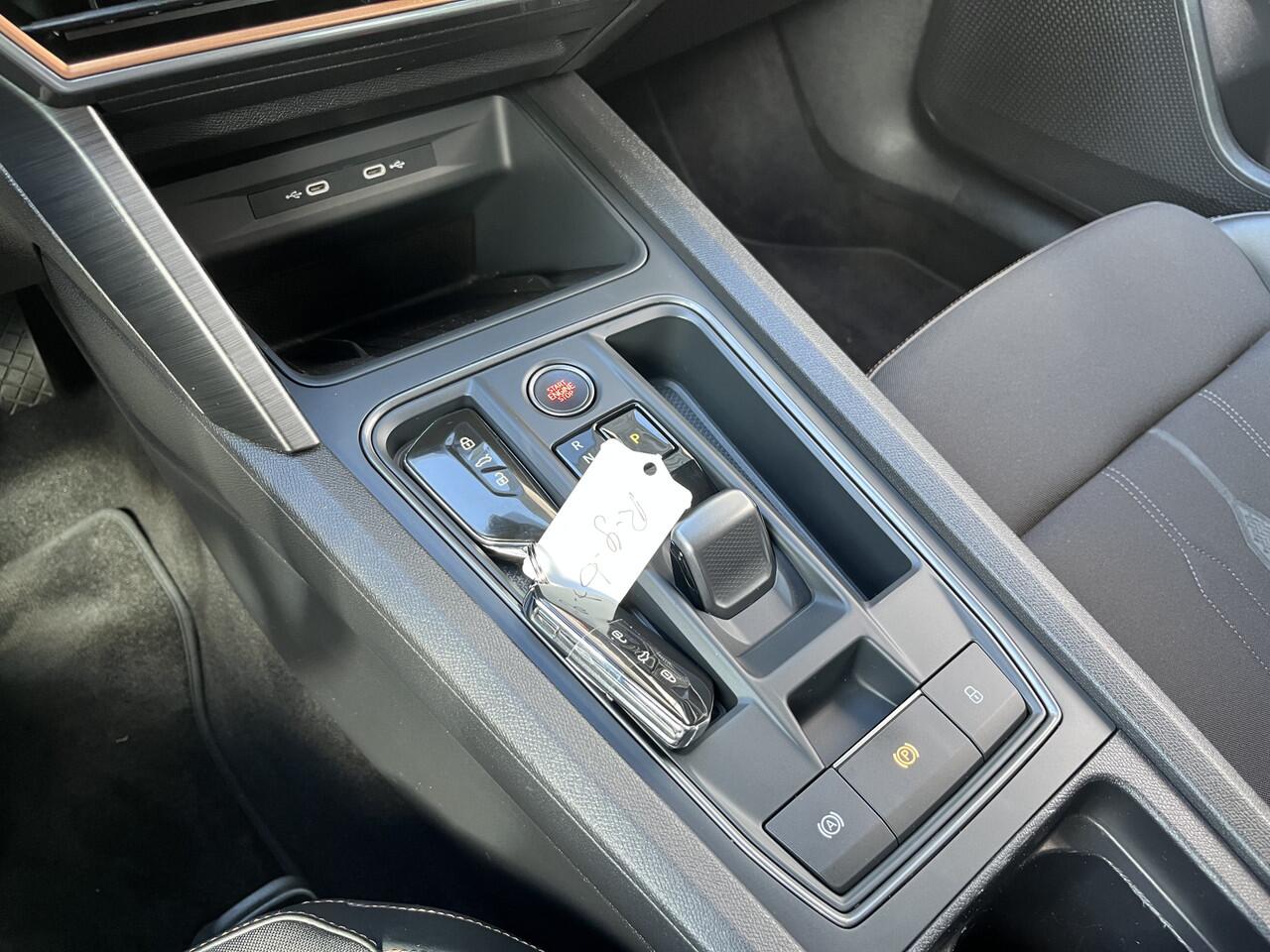 Cupra Formentor 1.4 e-Hybrid Performance / AUTOMAAT/ 18" LMV/ ADAPT. CRUISE/ KEYLESS/ DIGITAL DASH/ PARK. SENSOREN CAMERA/ RIJ-MODI/ STOEL-STUUR VERWARM./ NAVI/ MATRIX/ DAB/ CLIMA