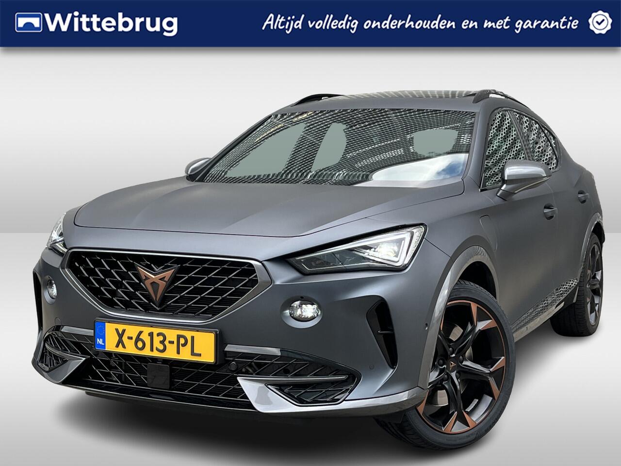 Cupra Formentor 1.4 e-Hybrid VZ Copper Edition / Pano / Navigatie / App connect / Leder / Stoelverwarming / Camera / Fabrieksgarantie 2028 /