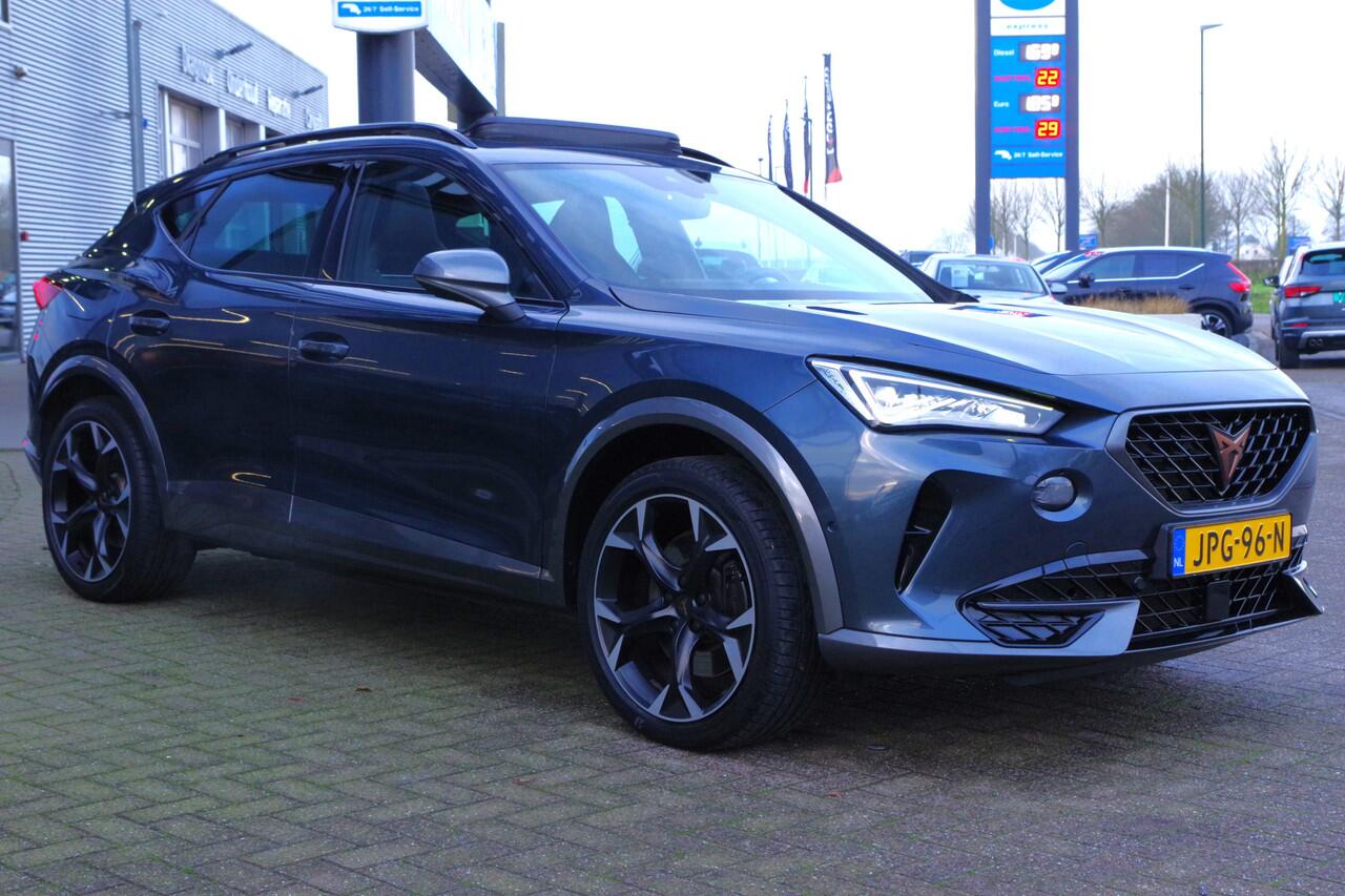 Cupra Formentor 1.4 e-Hybrid VZ 245 PK Performance, Panoramadak, Keyless, Trekhaak, Adap. Cruise Control