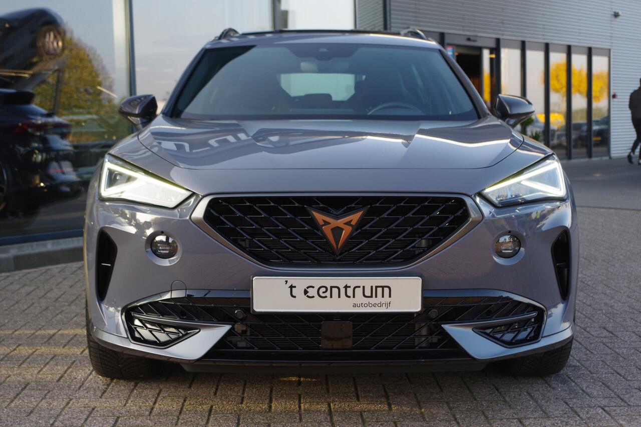 Cupra Formentor 1.4 e-Hybrid VZ Tribe Edition 245 PK PHEV, Panoramadak, BREMBO Remmen, Leder, Memory, Adap. Cruis Control, Camera