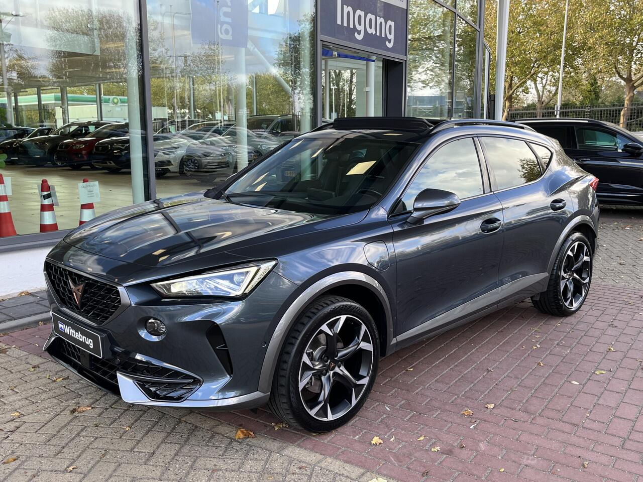 Cupra Formentor 1.4 e-Hybrid Black Edition / Panorama dak / Leder / Memory Seat / 19 Inch