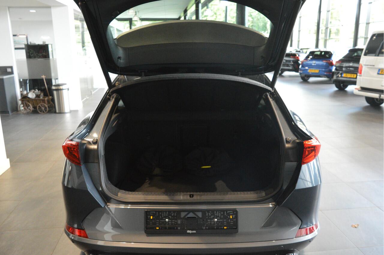 Cupra Formentor 1.4 e-Hybrid navi keyless camera pdc cruise 18 inch 204 pk !!