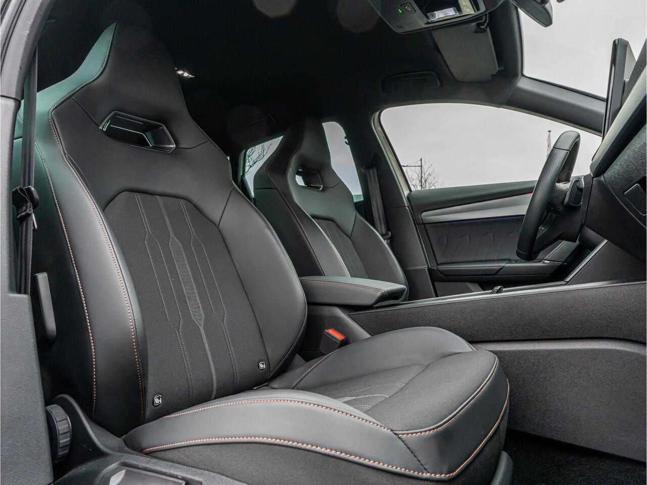 Cupra Formentor 1.4 e-Hybrid VZ Performance 245 PK SCHAALSTOELEN CAMERA 19 INCH BLACK OPTIC