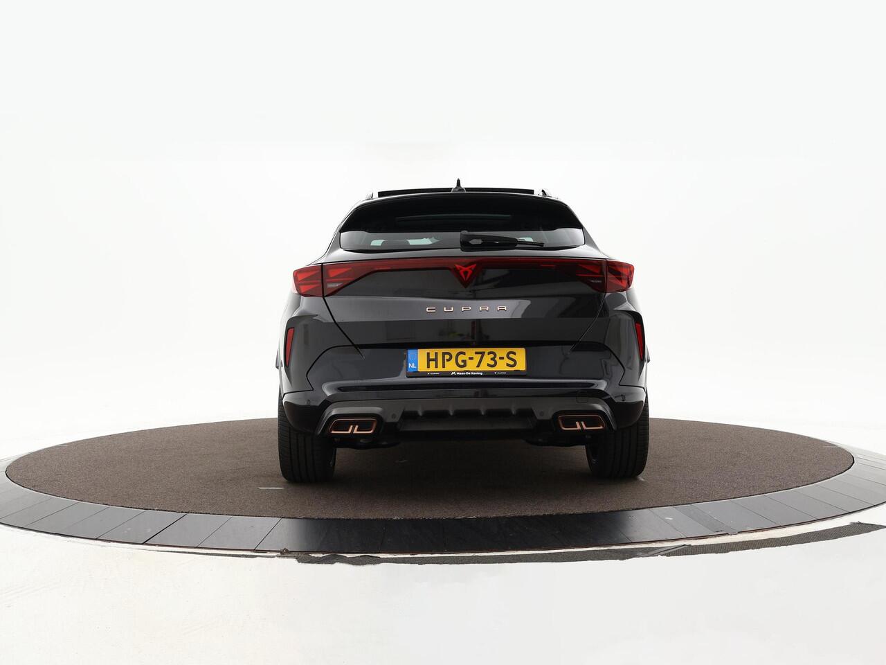 Cupra Formentor 1.5 TSI e-Hybrid 204pk DSG Business · Panoramadak · 360 Camera · Side Assist · Elek. Achterklep · Apple/Android Car Play · 19''Velgen · Garantie t/m 04-04-2027